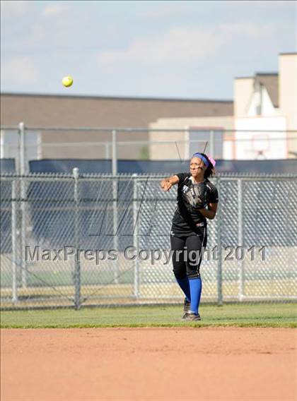 Thumbnail 3 in San Joaquin Memorial @ Frontier (CIF CS Playoffs) photogallery.