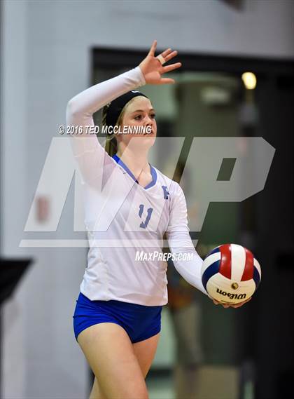 Thumbnail 1 in Paris vs Clinton  (AHSAA 3A  2nd Round Playoff) photogallery.
