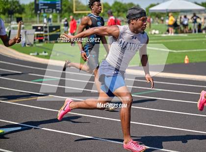 Thumbnail 3 in UIL 6A Track & Field Area 21&22 (4x200M Relay) photogallery.