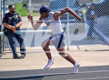 Thumbnail 2 in UIL 6A Track & Field Area 21&22 (4x200M Relay) photogallery.