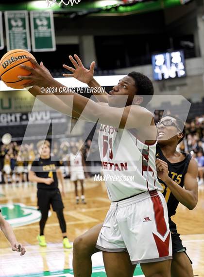 Thumbnail 2 in Cottonwood vs. Layton Christian Academy (UHSAA 4A Final) photogallery.