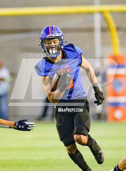Thumbnail 2 in Grand Oaks vs College Park photogallery.