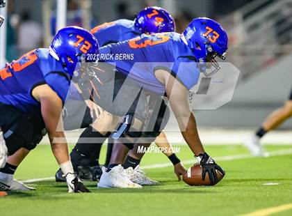 Thumbnail 2 in Grand Oaks vs College Park photogallery.