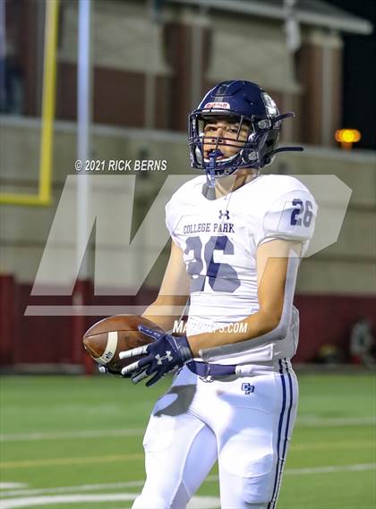 Thumbnail 1 in Grand Oaks vs College Park photogallery.