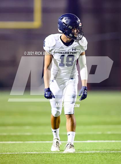 Thumbnail 2 in Grand Oaks vs College Park photogallery.