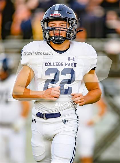 Thumbnail 1 in Grand Oaks vs College Park photogallery.