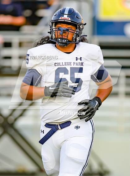 Thumbnail 2 in Grand Oaks vs College Park photogallery.