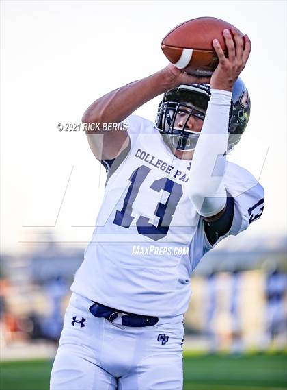 Thumbnail 3 in Grand Oaks vs College Park photogallery.