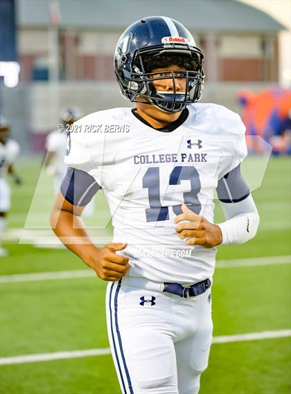 Thumbnail 2 in Grand Oaks vs College Park photogallery.