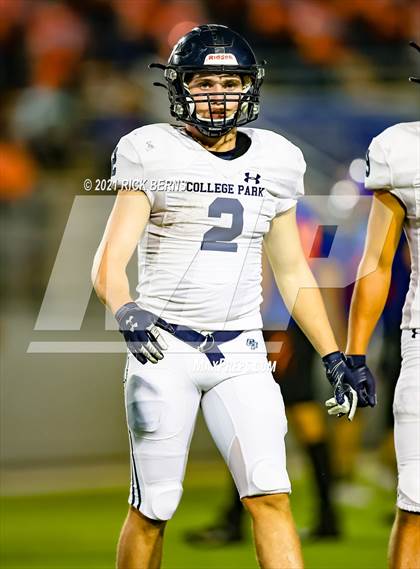 Thumbnail 1 in Grand Oaks vs College Park photogallery.