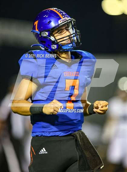 Thumbnail 2 in Grand Oaks vs College Park photogallery.