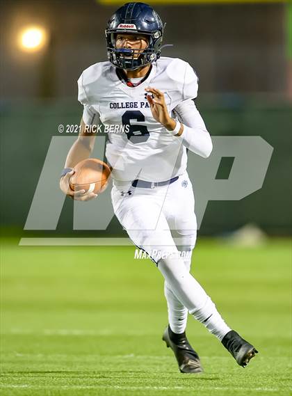 Thumbnail 1 in Grand Oaks vs College Park photogallery.