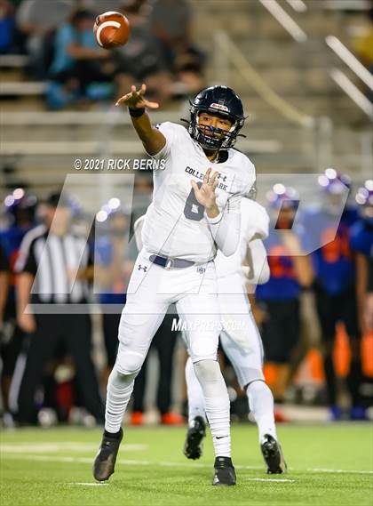 Thumbnail 2 in Grand Oaks vs College Park photogallery.