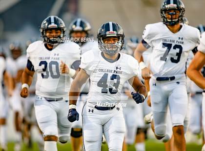 Thumbnail 2 in Grand Oaks vs College Park photogallery.