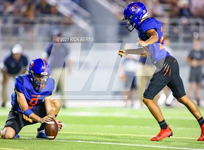 Thumbnail 3 in Grand Oaks vs College Park photogallery.