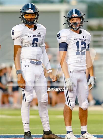 Thumbnail 1 in Grand Oaks vs College Park photogallery.