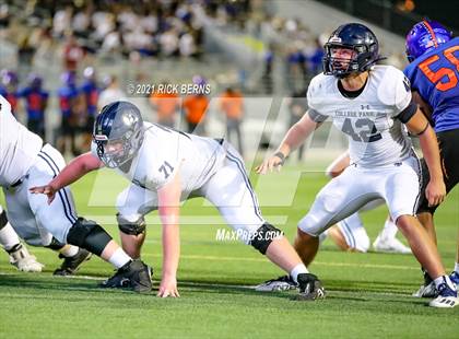 Thumbnail 3 in Grand Oaks vs College Park photogallery.