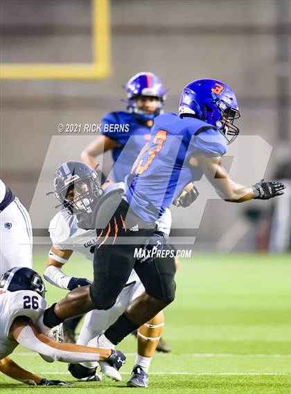 Thumbnail 2 in Grand Oaks vs College Park photogallery.