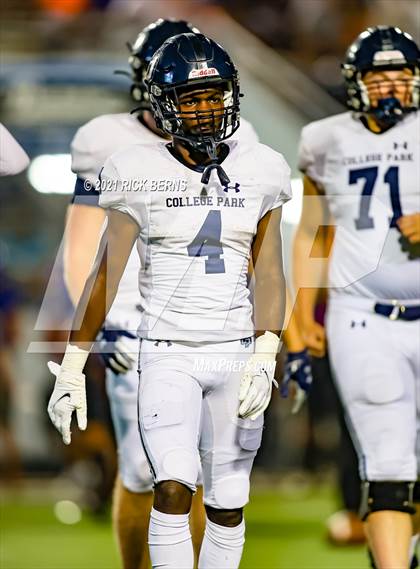 Thumbnail 3 in Grand Oaks vs College Park photogallery.