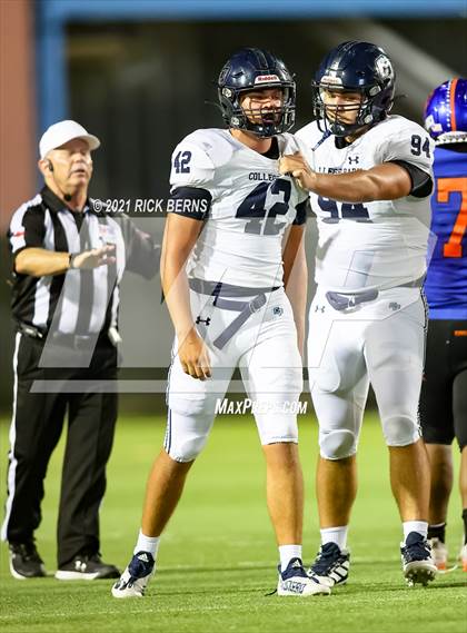 Thumbnail 3 in Grand Oaks vs College Park photogallery.