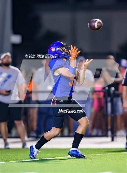 Thumbnail 2 in Grand Oaks vs College Park photogallery.