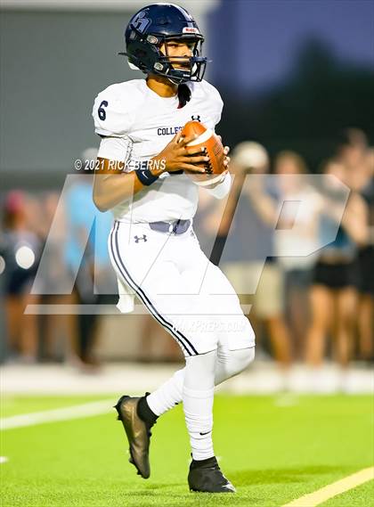 Thumbnail 1 in Grand Oaks vs College Park photogallery.