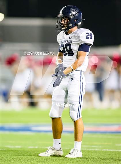 Thumbnail 1 in Grand Oaks vs College Park photogallery.