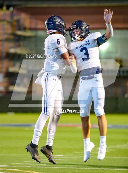 Thumbnail 1 in Grand Oaks vs College Park photogallery.
