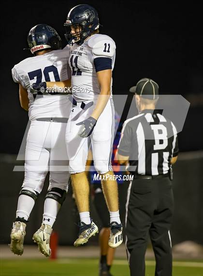 Thumbnail 2 in Grand Oaks vs College Park photogallery.