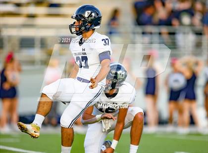 Thumbnail 3 in Grand Oaks vs College Park photogallery.