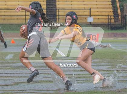 Thumbnail 3 in Nanakuli vs Campbell photogallery.