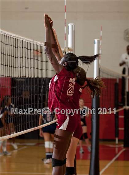 Thumbnail 1 in Bearden @ Maryville photogallery.