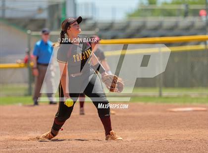 Thumbnail 3 in Boulder City vs. Pahrump Valley (NIAA 3A State Loser Semi) photogallery.