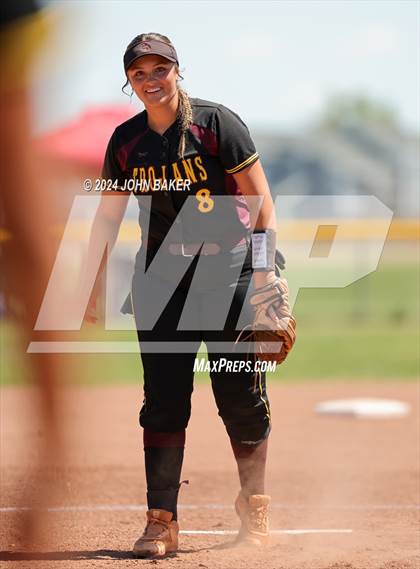 Thumbnail 3 in Boulder City vs. Pahrump Valley (NIAA 3A State Loser Semi) photogallery.
