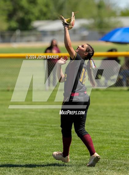 Thumbnail 3 in Boulder City vs. Pahrump Valley (NIAA 3A State Loser Semi) photogallery.