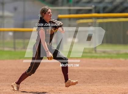 Thumbnail 2 in Boulder City vs. Pahrump Valley (NIAA 3A State Loser Semi) photogallery.