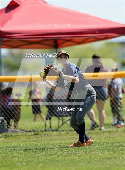 Thumbnail 3 in Boulder City vs. Pahrump Valley (NIAA 3A State Loser Semi) photogallery.