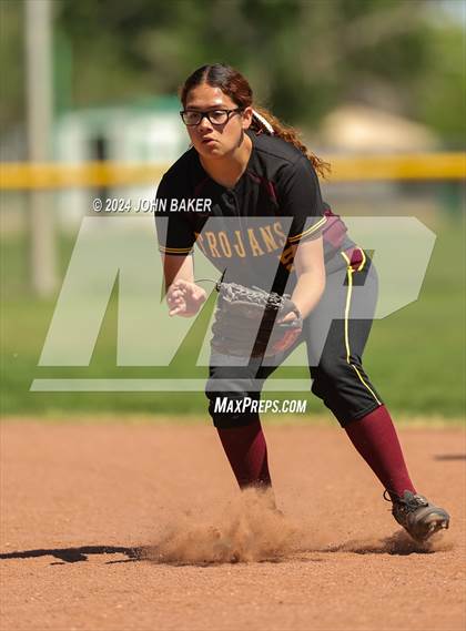 Thumbnail 2 in Boulder City vs. Pahrump Valley (NIAA 3A State Loser Semi) photogallery.