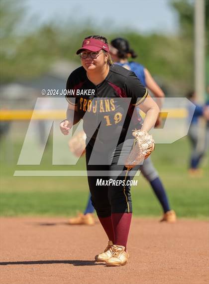 Thumbnail 2 in Boulder City vs. Pahrump Valley (NIAA 3A State Loser Semi) photogallery.