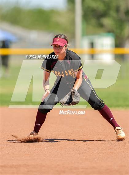 Thumbnail 1 in Boulder City vs. Pahrump Valley (NIAA 3A State Loser Semi) photogallery.