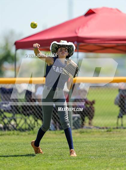 Thumbnail 3 in Boulder City vs. Pahrump Valley (NIAA 3A State Loser Semi) photogallery.