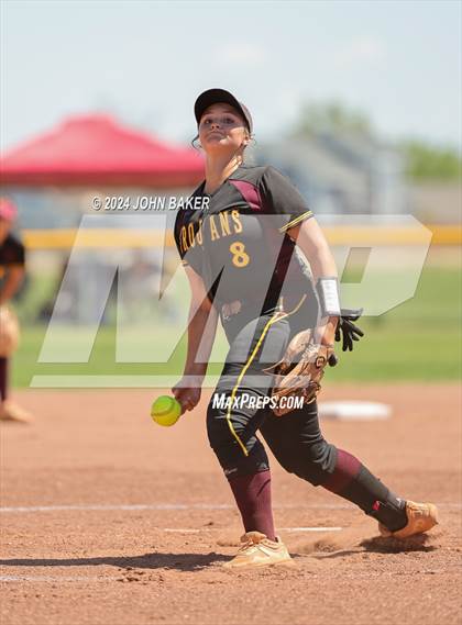 Thumbnail 1 in Boulder City vs. Pahrump Valley (NIAA 3A State Loser Semi) photogallery.