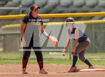 Thumbnail 3 in Boulder City vs. Pahrump Valley (NIAA 3A State Loser Semi) photogallery.