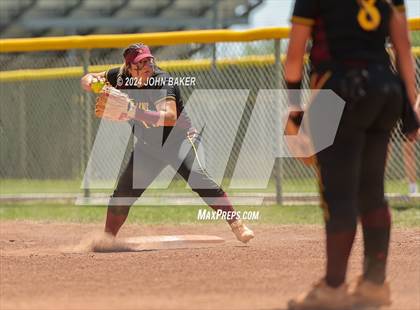 Thumbnail 2 in Boulder City vs. Pahrump Valley (NIAA 3A State Loser Semi) photogallery.