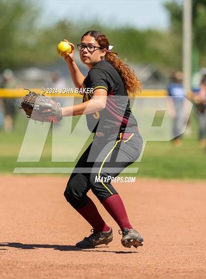 Thumbnail 1 in Boulder City vs. Pahrump Valley (NIAA 3A State Loser Semi) photogallery.