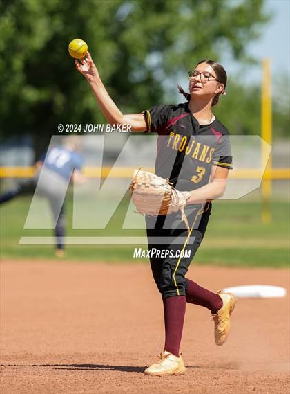Thumbnail 3 in Boulder City vs. Pahrump Valley (NIAA 3A State Loser Semi) photogallery.
