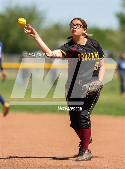 Thumbnail 2 in Boulder City vs. Pahrump Valley (NIAA 3A State Loser Semi) photogallery.