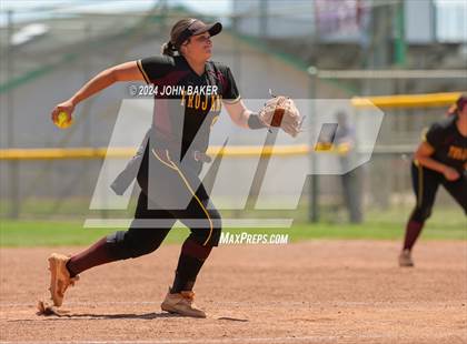 Thumbnail 3 in Boulder City vs. Pahrump Valley (NIAA 3A State Loser Semi) photogallery.