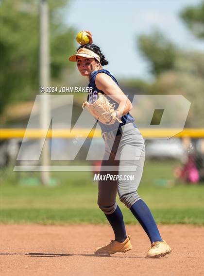 Thumbnail 2 in Boulder City vs. Pahrump Valley (NIAA 3A State Loser Semi) photogallery.