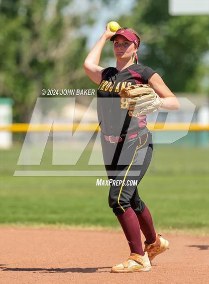 Thumbnail 2 in Boulder City vs. Pahrump Valley (NIAA 3A State Loser Semi) photogallery.